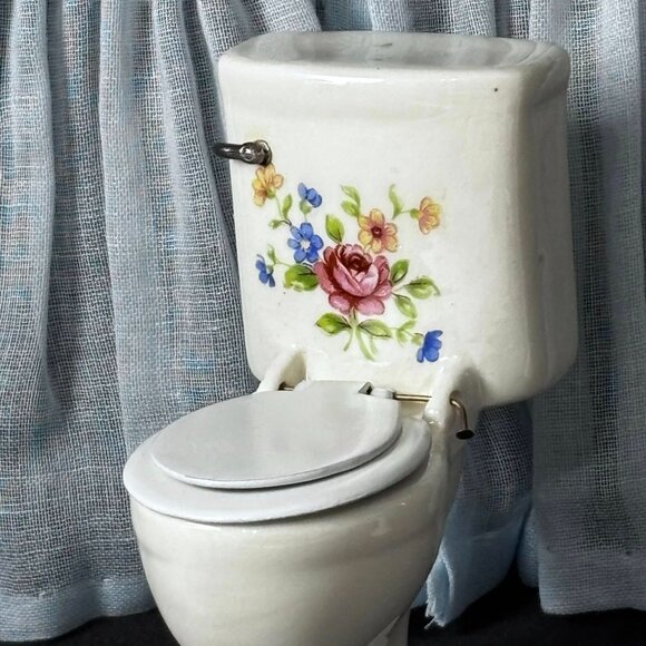 Vintage Porcelain Miniature Bathroom Set 1950s–70s Vanity Display Miniatures - Picture 3 of 9